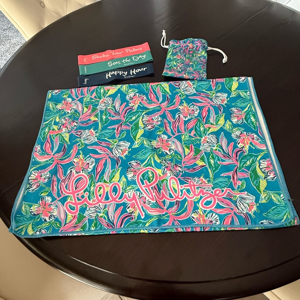 Lilly Pulitzer Teal Floral Beach Mat with Pink Logo and Exercise Bands w/Pouch